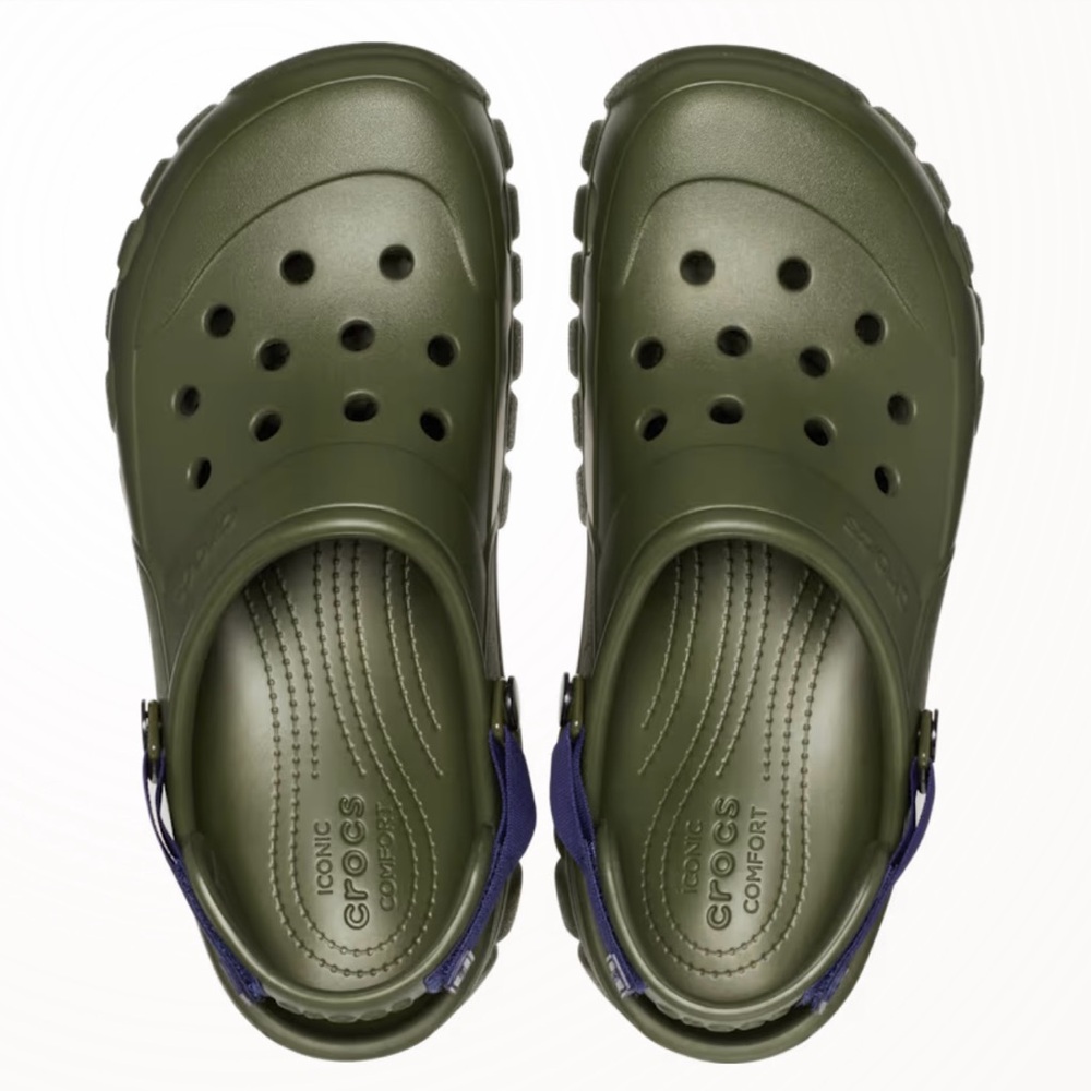 Crocs Offroad Sport Clog Color: Army Green / Navy
Size: Size:M8 W10. New w tag